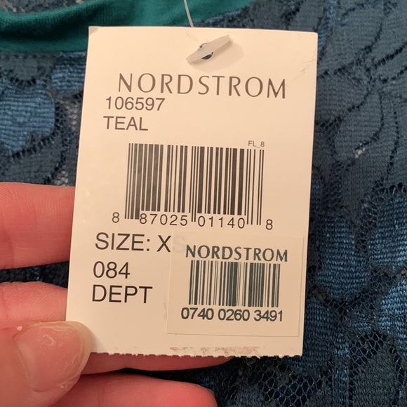 Teal lace tank top NWT - Picture 5 of 10